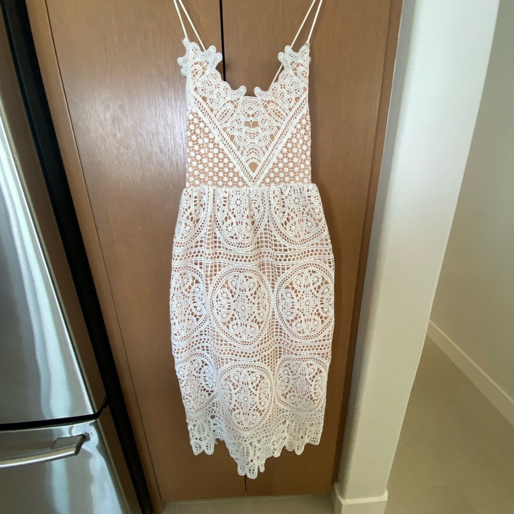 MOONLIT NIGHT CROSS BACK CROCHET CAMI DRESS Size Medium